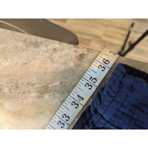 Old Navy Pants Women's Size 4 Cropped Navy Pockets - Picture 10 of 11